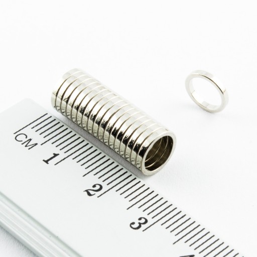 NEODYMOVÝ PRSTEŇOVÝ MAGNET 8x6,3x1,2 - 15 KS