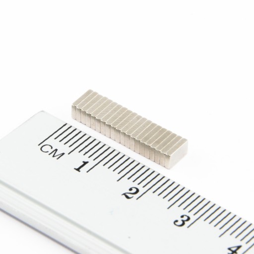 NEODYMOVÝ MAGNET TANIER 5x3x1 N38 150 KS