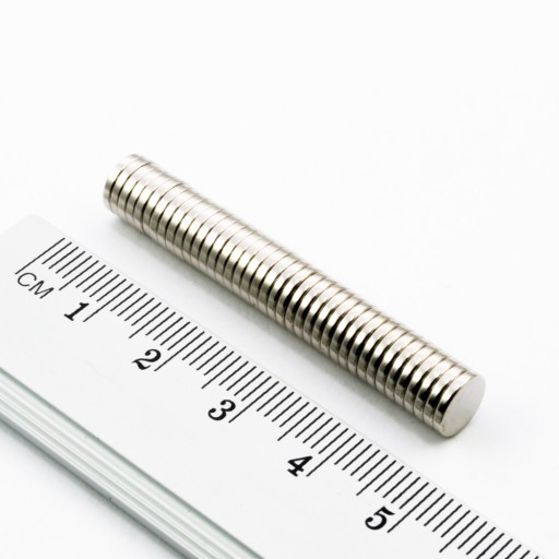 VALEC NEODYMIOVÝ MAGNET 7x1,2 N38 SADA 35 KS.