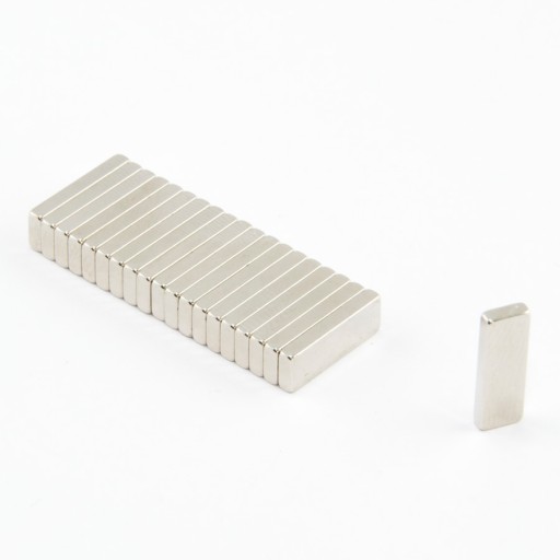 NEODYMOVÝ MAGNET TANIER 15x5x2 N38 - 15 KS