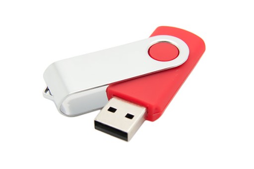 Pendrive TWISTER 32 GB s gravírovaním loga alebo textu