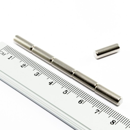 VALEC NEODYMOVÝ MAGNET 5x15 N38 SADA 8 ks