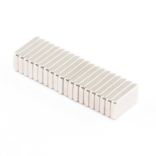 NEODYMOVÝ MAGNET TANIER 12x7x2 N38 - 15 KS