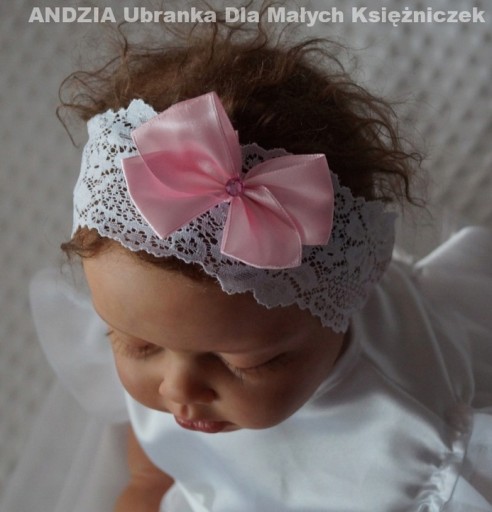 ČIPKOVÁ KRSTNÁ ČELENKA PRE PRINCEZNÚ