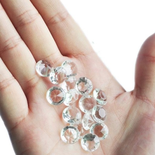 DIAMANTOVÉ KONFETTI 12mm ČERÉ kryštály 100 ks
