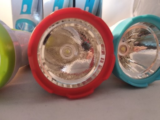 Tiross Led baterka 1W LED baterka - 60 lumenov 2W COB lampa - 120 lumenov