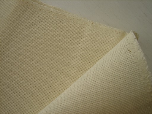 AIDA plátno, farba KRÉMOVÁ, 44o/10 cm, šírka 75 cm