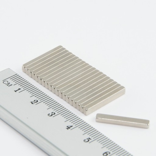NEODYMOVÝ MAGNET TANIER 20x3x1,8