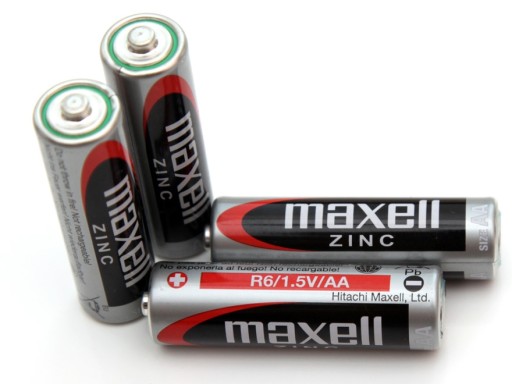Maxell AA R6 R06 1,5V tyčové batérie 4 ks