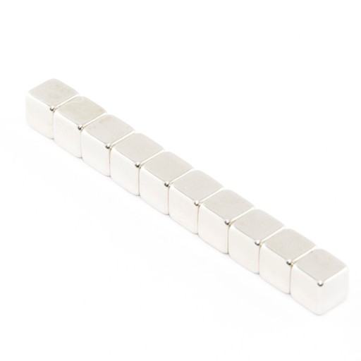 NEODYMIOVÝ MAGNET 6x6x6 N38 - 10 KS