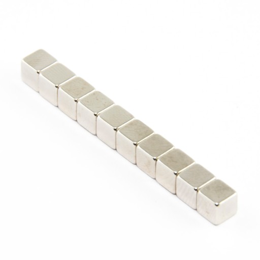 NEODYMOVÝ MAGNET TANIER 5x5x5 N38 20 KS