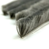 BUMPER BRUSH Samolepiace tesnenie 6,9x8mm