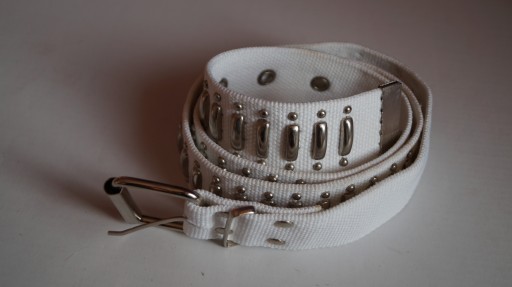 ELEGANTNÝ UNISEX REMÍN, VZOR A FARBY