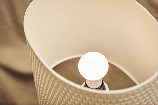 E27 LED žiarovka 10W = 75W 1055lm 2700K Teplá biela CorePRO PHILIPS