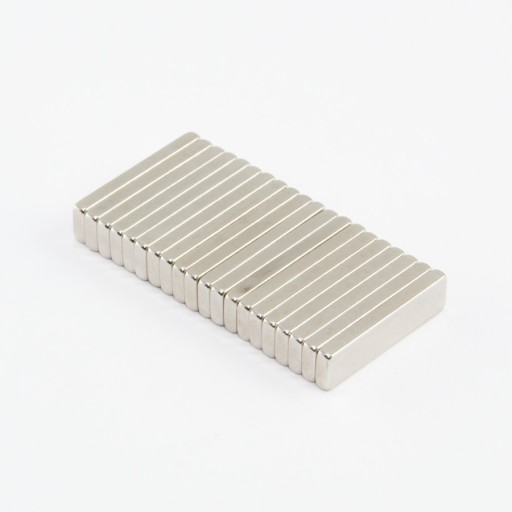 NEODYMOVÝ MAGNET TANIER 20x5x2 N38 - 12 KS