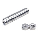 Magnet na hruď. MP 15x(7x3,5)x5 N38 pre skrutk