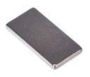 SILNÝ TANIER NEODYMOVÝ MAGNET 20x10x2