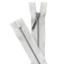 TENKÝ KOVOVÝ Zips VT0 100 cm STRIEBORNÝ 1 ks.