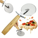 Nôž na krájanie PIZZY, okrúhly, ostrý, drevená rukoväť, vrúbkovaný krájač
