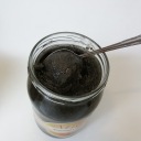 PÚPOVÝ MED S BLACKSUMPOM NA POSILNENIE.