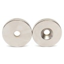 NEODYMIOVÝ MAGNET 25x7,5/4,5x3 mm NA SKRUTKU ks N42 SUPER STRONG