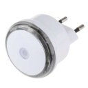 LED nočné svietidlo do zásuvky 230V so súmrakovým senzorom EMOS Lighting P330