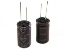 KONDENZÁTOR 100uf / 400V 18x31,5mm 105* DLHÁ ŽIVOTNOSŤ - SAMYOUNG NHA - 1 KUS