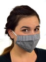 MASKA S ČIERNOU CIKKAKOVOU maskou proti smogu