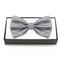 Pánsky sivý elegantný motýlik v krabičke