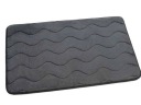 Kúpeľňový koberček Sumba Runner Graphite Dark Grey Waves 45x75 cm