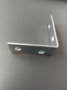 Oceľový uholník 1,5 cm x 4 cm, dĺžka 4 cm, hrúbka 1,5 mm Domax kw40