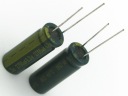 KONDENZÁTOR 2700uF / 6,3V 10x28 NÍZKY ESR - DLHÁ ŽIVOT - JAMICON WL - 2 KS
