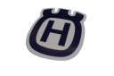 NÁLEPKA HUSQVARNA NÁLEPKA 5,1 x 6,2 cm