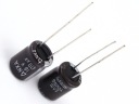KONDENZÁTOR 470uF / 16V 10x12,5mm NÍZKY E.S.R. 7000h SAMYOUNG - 5 KS