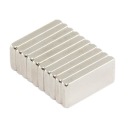 NEODYMOVÝ MAGNET TANIER 15x7x2 N38 - 10 KS