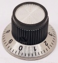GOMBÍK POTENCIOMETRA SO STUPNICOU - 24MM