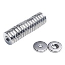 Magnet na hruď. MP 18x(8x4)x3 N38 pre kuž