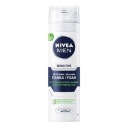 NIVEA MEN Sensitive pena na holenie