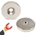 NEODYMOVÝ MAGNET 25x7,5/4,5x5 mm NA SKRUT