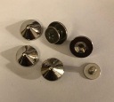 Kužeľ svorníky na skrutku 10mm 10ks leštený nikel punk kov natĺkací kužeľ