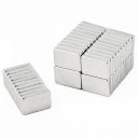 NEODYMOVÝ MAGNET 7,5x5x1,5 N38 50 KS