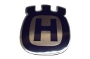 NÁLEPKA HUSQVARNA NÁLEPKA 5,1 x 6,1 cm