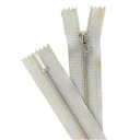 TENKÝ KOVOVÝ Zips VT0 18 cm STRIEBORNÝ 1 ks.