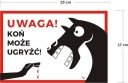 Nápis NEKRMTE KONE, SÚKROMNÉ KONE, ZAKÁZANÉ