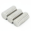 VALEC NEODYMOVÝ MAGNET 7x1,5 N38 SADA 30 KS