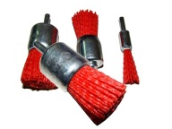 NYLONOVÁ KEFA s driekom T6 30 MM