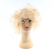 KRÁTKA BLOND Parochňa, SVETLÉ VLASY, OUTFIT DISPOSSIEM