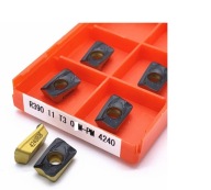Výmena vymeniteľných doštičiek R390-11T302M-PM 4240