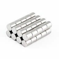 VALEC NEODYMOVÝ MAGNET 4x4 N38 SADA 40 KS