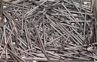 ČIERNE STAVEBNÉ KLINCE 2,2x50 mm - 1kg.
